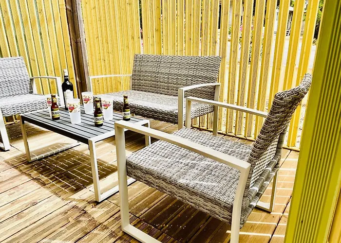 N Confort A Deux Pas Des Plages 木屋 *